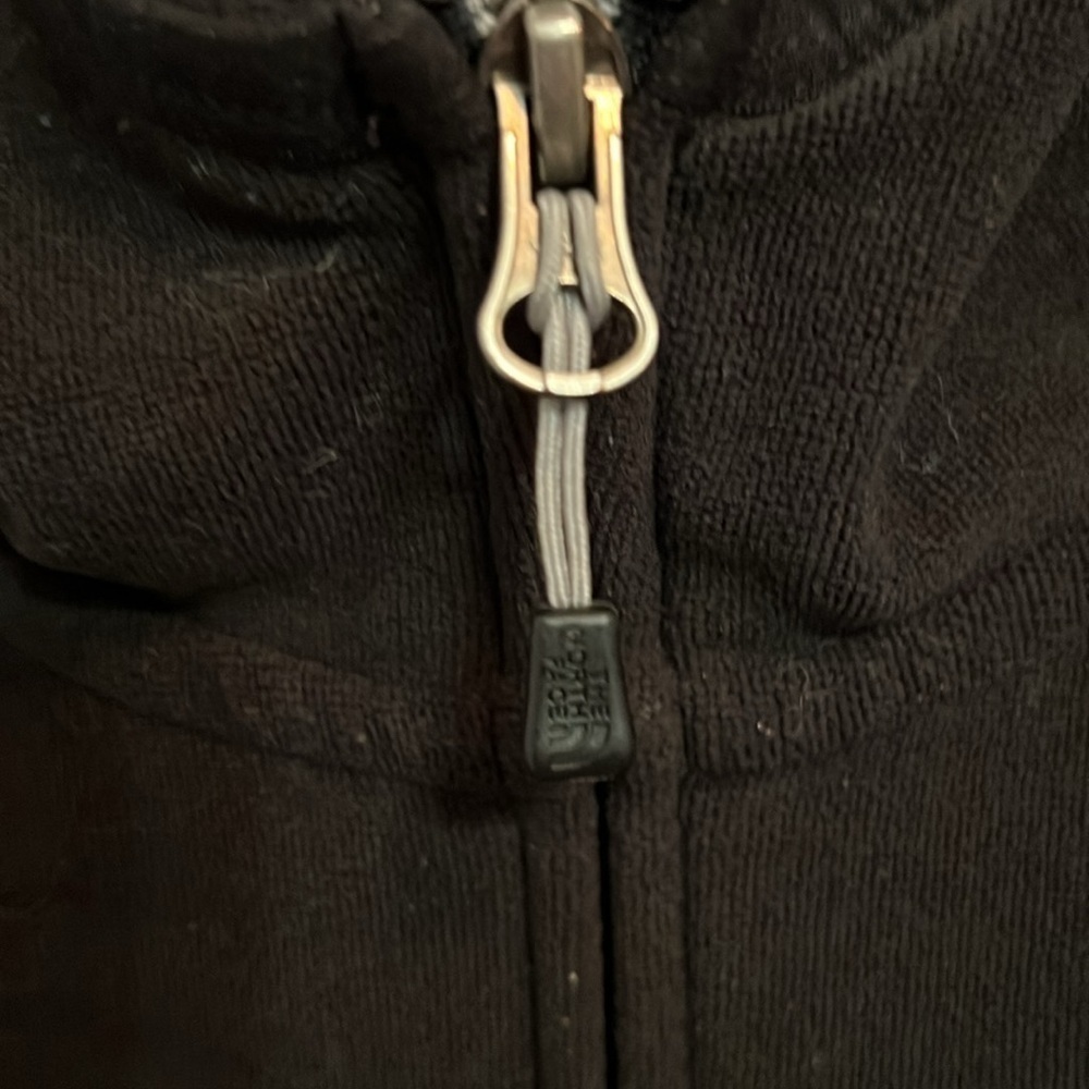 THE NORTH FACE Women’s zip up fleece  S/P hooded jacket. - Picture 4 of 11